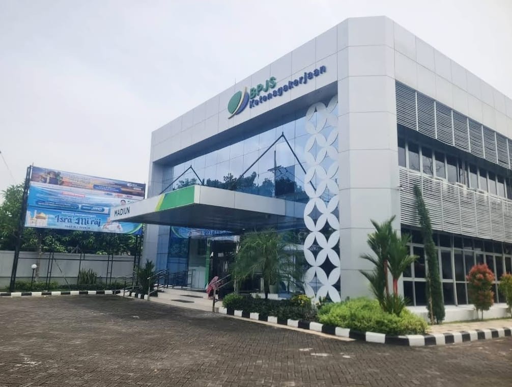 Kantor BPJS Ketenagakerjaan Madiun.