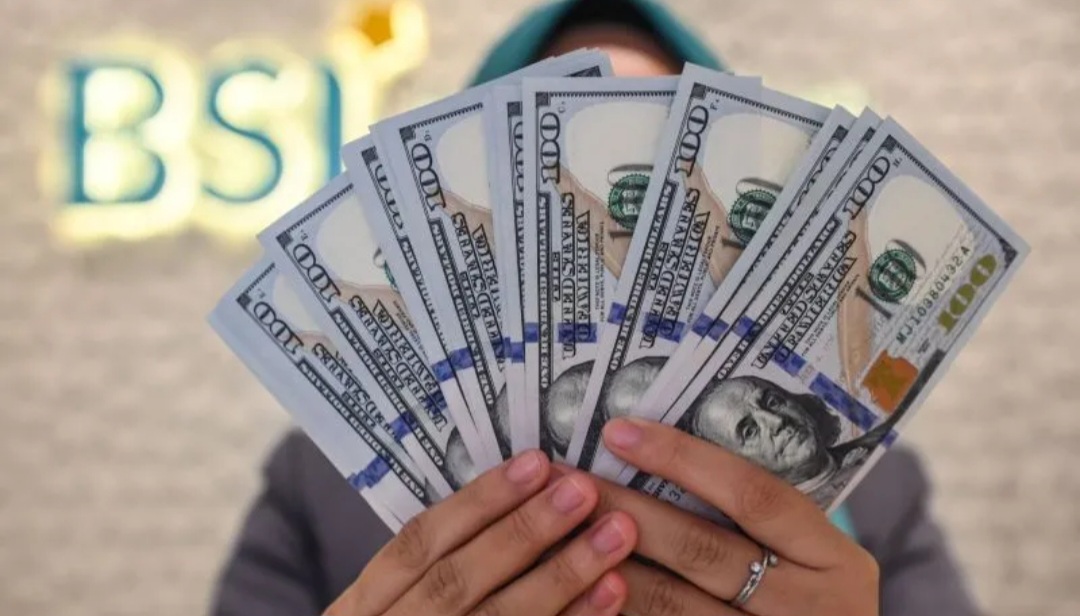 Rupiah dibuka menguat ke Rp16.717 per dolar AS.