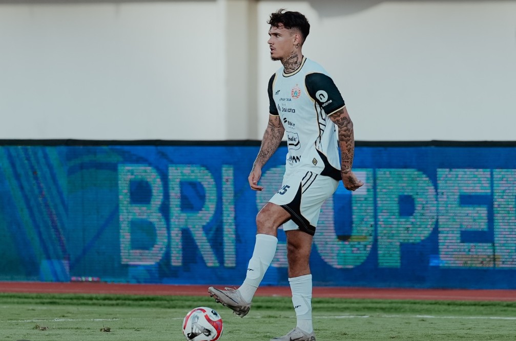 Shayne Pattynama menjalani debut di Persija saat lawan Persita dalam lanjutan BRI Super League.