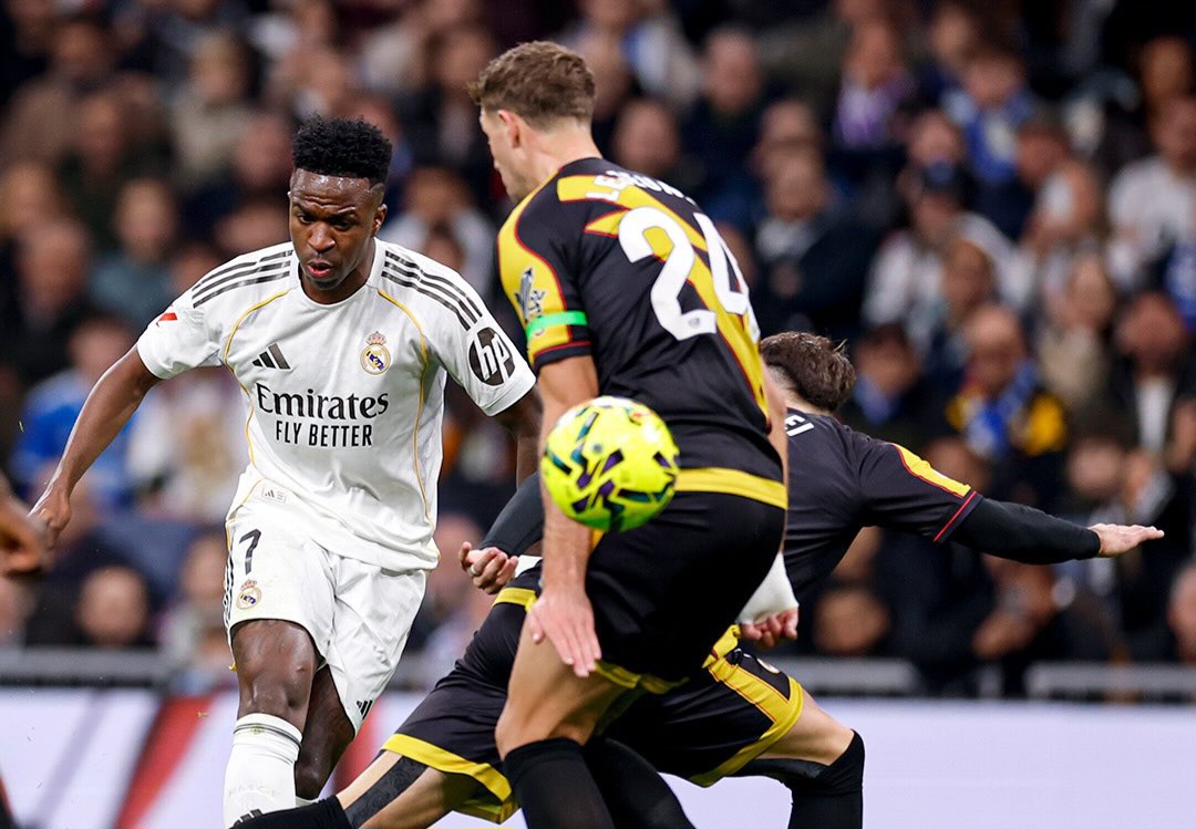 Madrid unggul 1-0 di babak pertama.