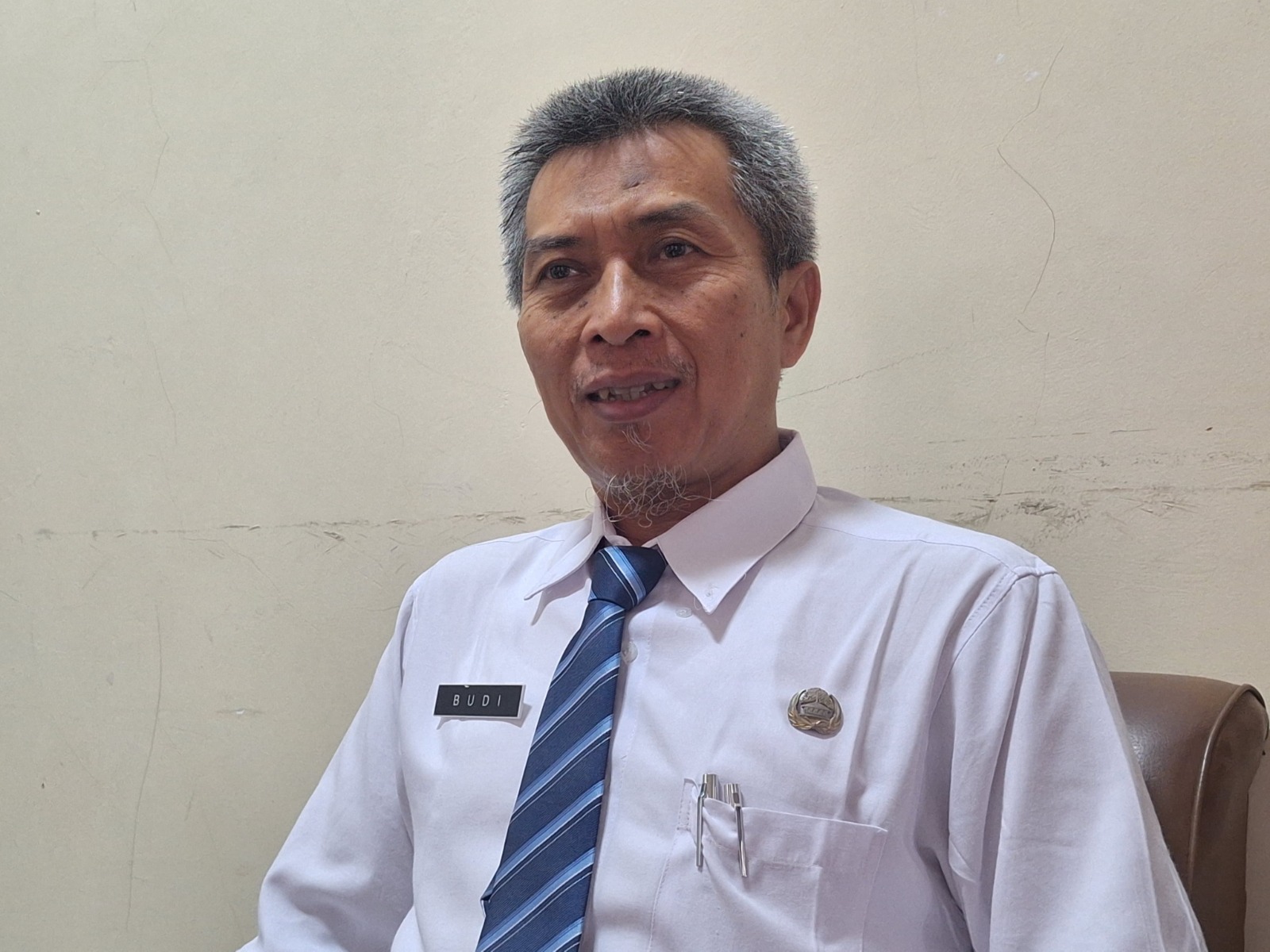 Kepala Dinas Sosial Magetan Parminto Budi Utomo memastikan anggaran bantuan sosial 2026 tetap aman dan tidak terdampak refocusing. AJI PUTRA/RADAR MAGETAN