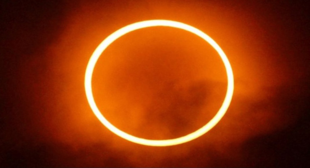 Tahun 2026 menghadirkan dua gerhana matahari, cincin dan total.