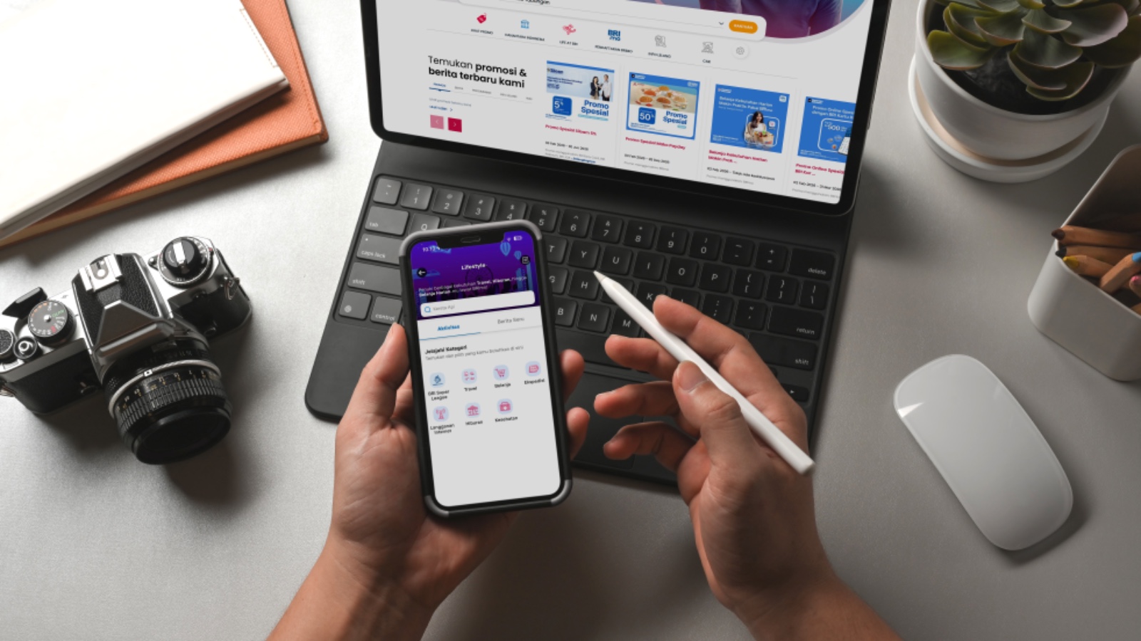 Ilustrasi aplikasi BRImo di ponsel. Hingga akhir 2025, jumlah pengguna BRImo mencapai 45,9 juta dengan nilai transaksi menembus Rp 7.057 triliun.