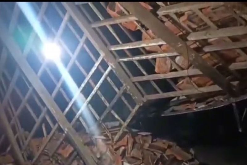 BPBD Pacitan menyebut delapan rumah dilaporkan mengalami kerusakan usai gempa Pacitan, Jumat (6/2) dini hari.