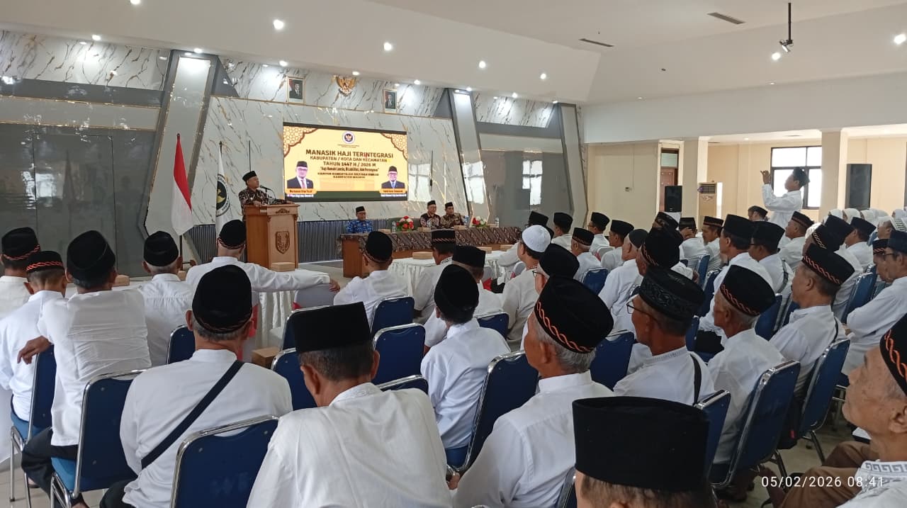 DIMULAI: Ratusan calon jemaah haji Kabupaten Madiun mulai mengikuti bimbingan manasik haji sebagai persiapan keberangkatan tahun ini. FOTO: ISTIMEWA