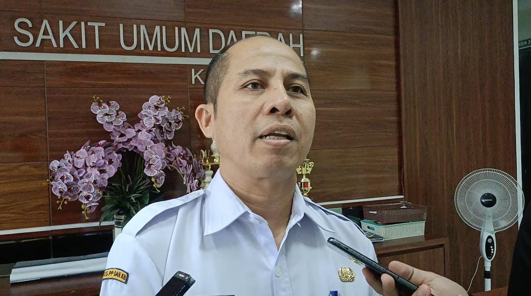 Plh Kepala Dinkes-PPKB Kota Madiun dr Muhammad Nur memastikan peserta PBI-N yang dinonaktifkan pusat dialihkan ke skema PBID. DOK RADAR MADIUN