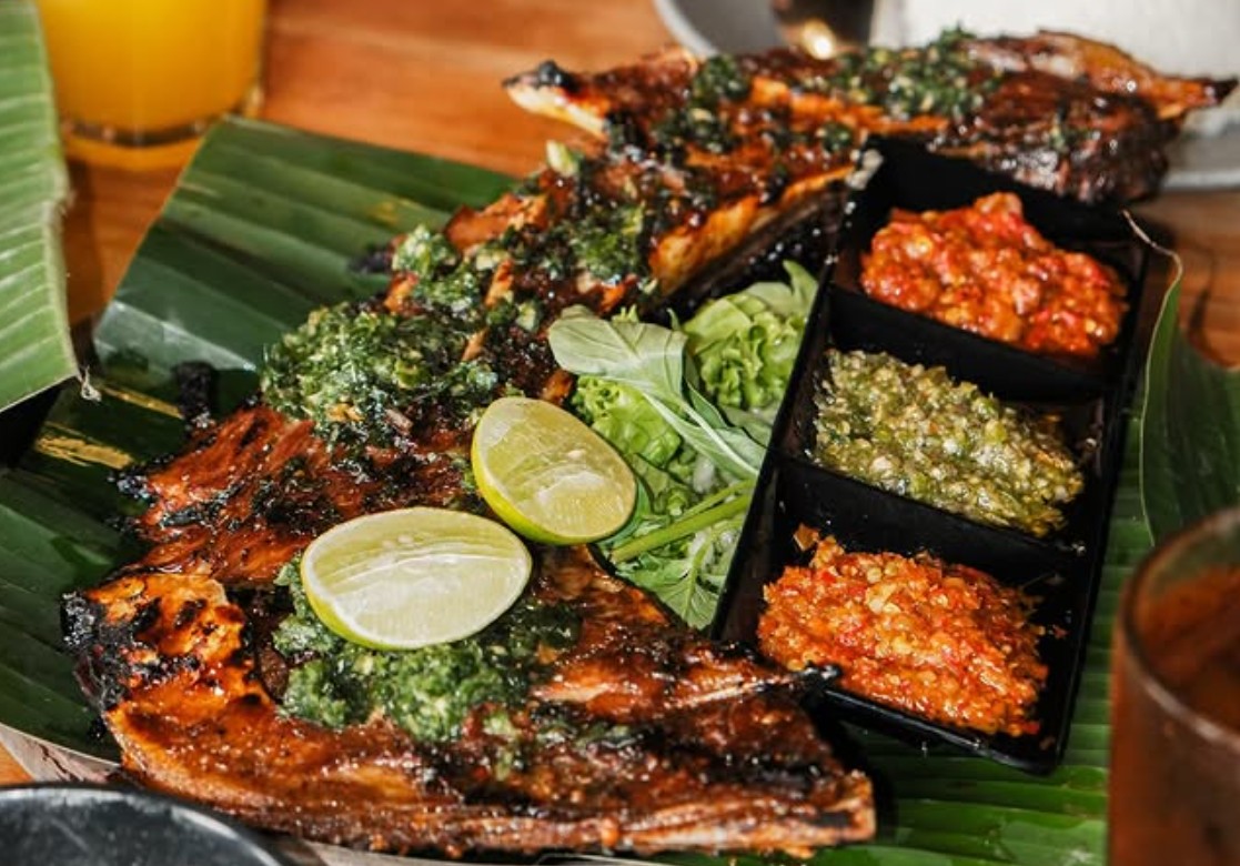 Nikmatnya rahang tuna ala Pawon Tempuran di Jogjakarta.