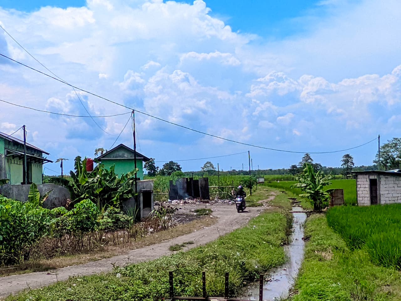 REALISTIS: Jalur tembus menuju Alun-Alun Caruban via Bulakrejo dinilai paling realistis sebagai akses alternatif. DOK RADAR MADIUN