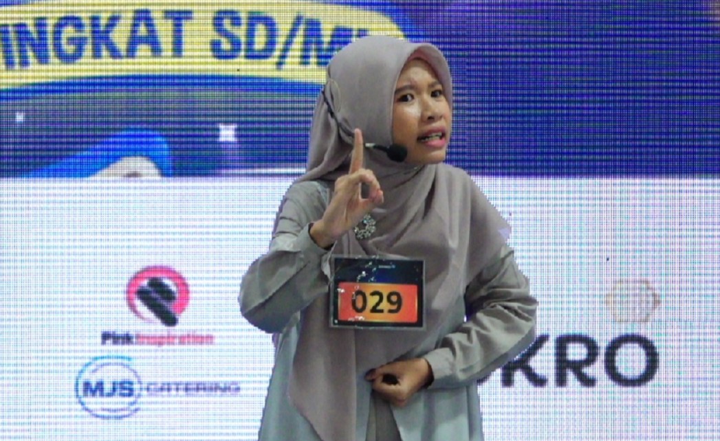 Nadhira Aulia Az Zahra, finalis Festival Dai Cilik 2026 dari MI Guppi Jatimalang.