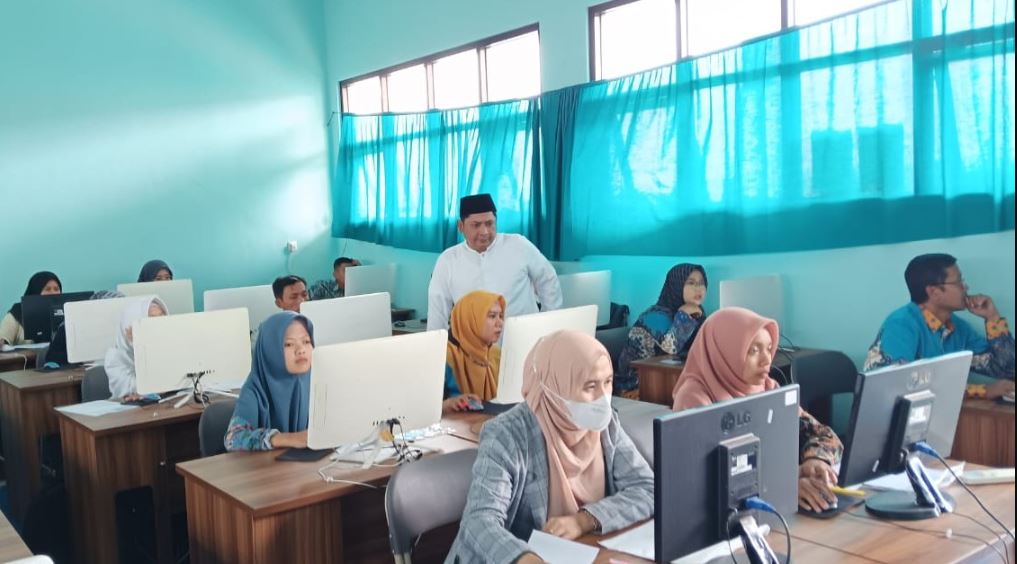 Ilustrasi guru madrasah