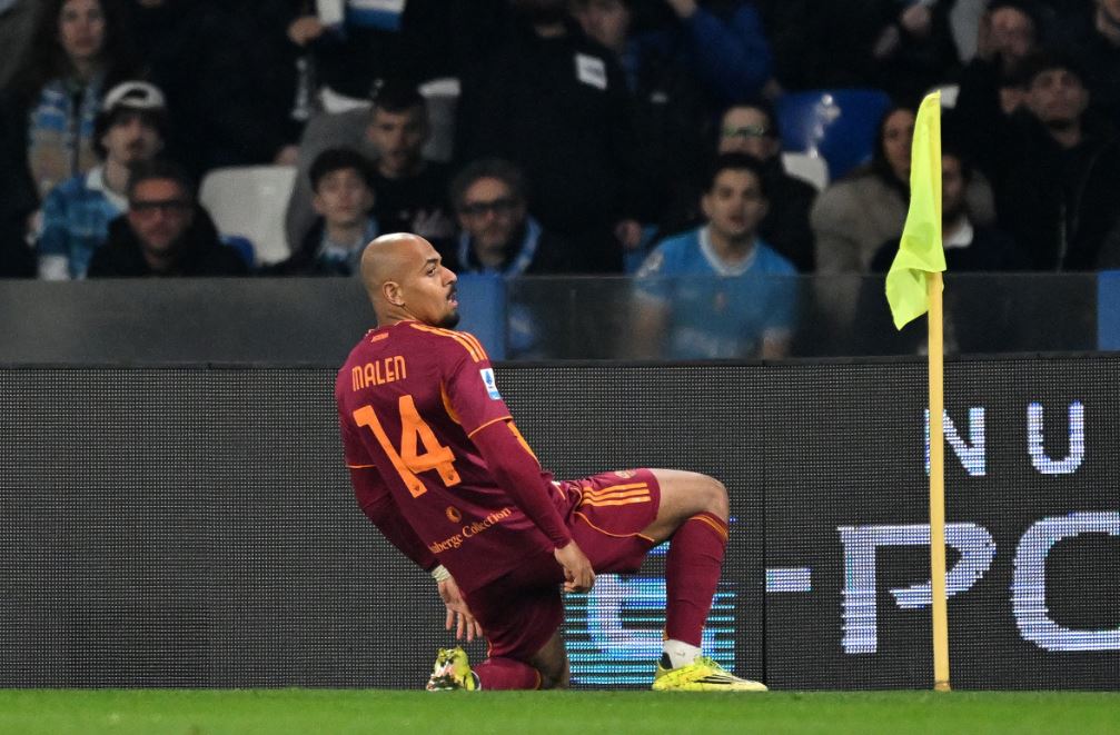 Penyerang andalan AS Roma, Donyell Malen.