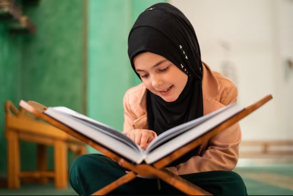 Ingin khatam Al-Qur&rsquo;an saat Ramadhan tanpa terasa berat? Ini metode praktisnya!