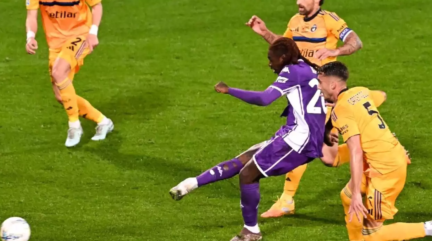 Gol Moise Kean bawa Fiorentina keluar dari zona merah.