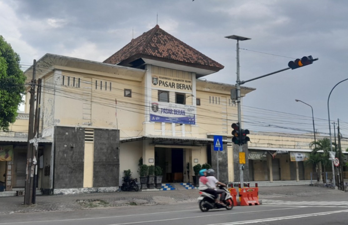SEGERA DIBANGUN: Revitalisasi Pasar Beran Ngawi mulai direalisasikan tahun ini setelah mendapat bantuan anggaran Rp 10 miliar dari Pemprov Jatim. ASEP SYAEFUL/RADAR NGAWI