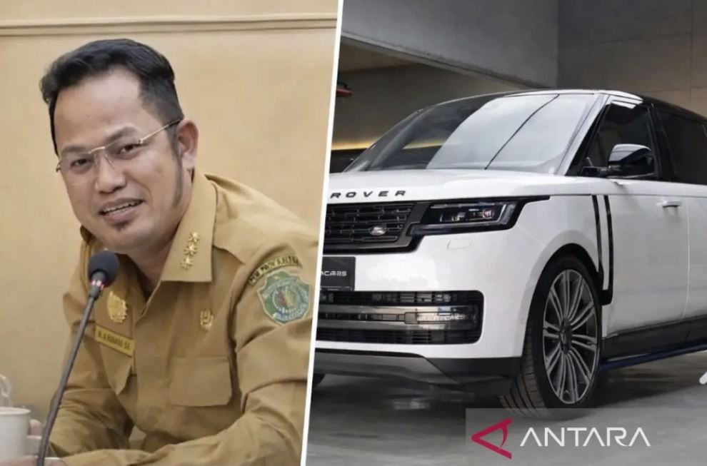 Ilustrasi foto Gubernur Kaltim dan mobil dinas baru senilai Rp8,49 miliar. 