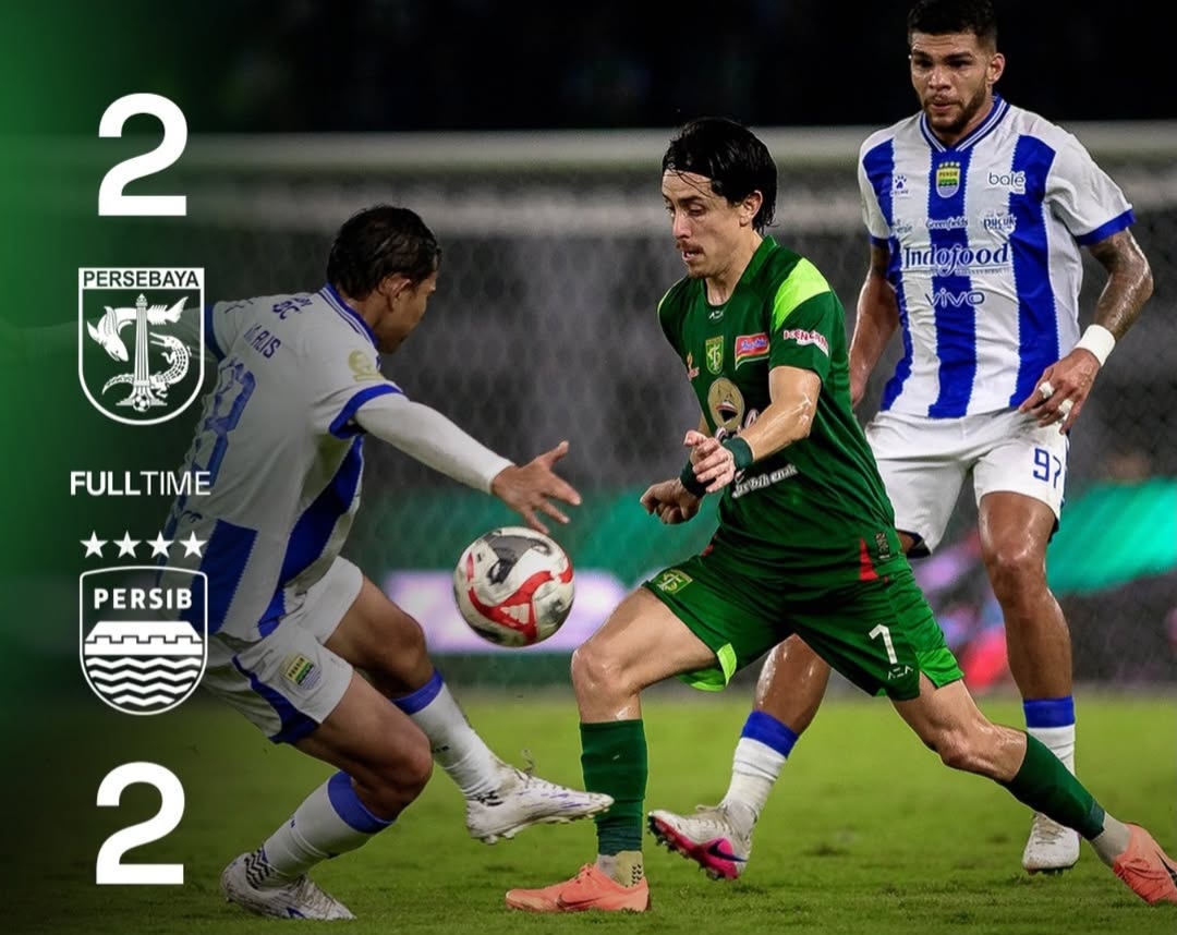 Laga Persebaya vs Persib berakhir imbang 2-2.