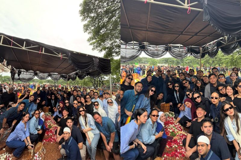 Para kerabat dekat Vidi Aldiano dari berbagai kalangan baik selebritas hingga pengusaha kompak mengenakan busana biru saat menghadiri pemakaman Vidi di TPU Tanah Kusir, Jakarta, Minggu (8/3)