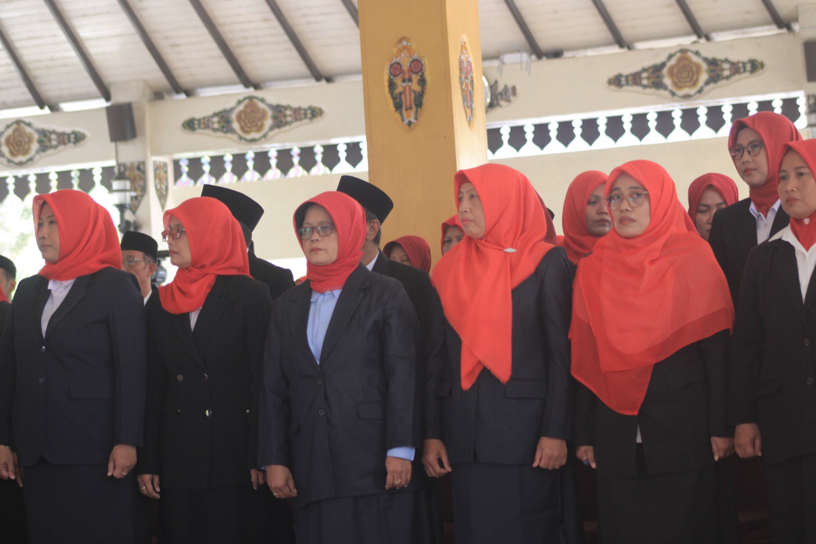 Sebanyak 155 pejabat di lingkungan Pemkab Magetan dilantik oleh Bupati Nanik Endang Rusminiarti dalam rotasi jabatan di Pendapa Surya Graha. AJI PUTRA/RADAR MADIUN