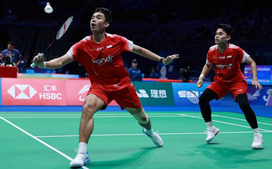 Swiss Open 2026 hari ini memasuki babak 16 besar. Sembilan wakil Indonesia tampil di Basel, termasuk Putri KW, Ginting, dan Leo/Bagas.