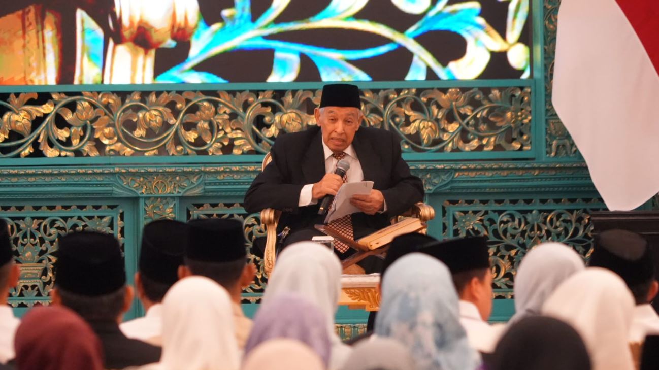 Pesan spiritual Prof. Quraish Shihab untuk Presiden Prabowo pada peringatan Nuzulul Qur&rsquo;an Nasional.