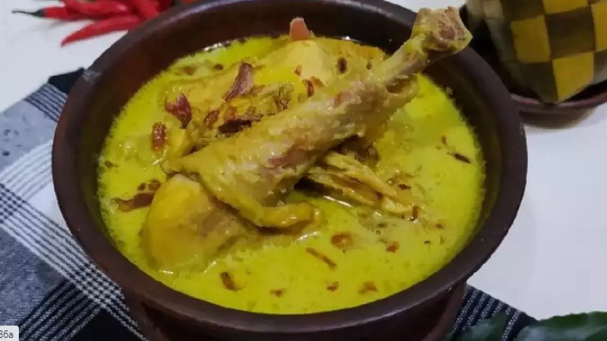 Ilustrasi resep opor ayam kampung. (dok. Journal Liyya Cookpad)