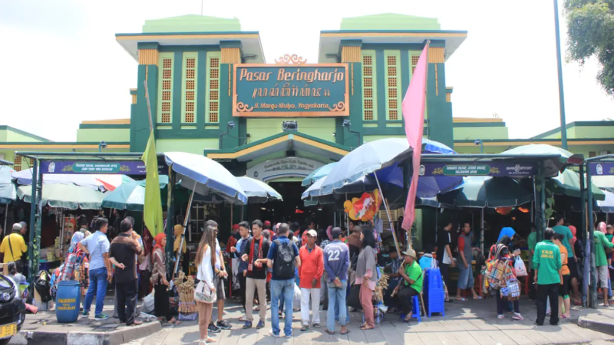 Pasar Beringharjo, Jogjakarta. (jogjacagar.jogjaprov.go.id)