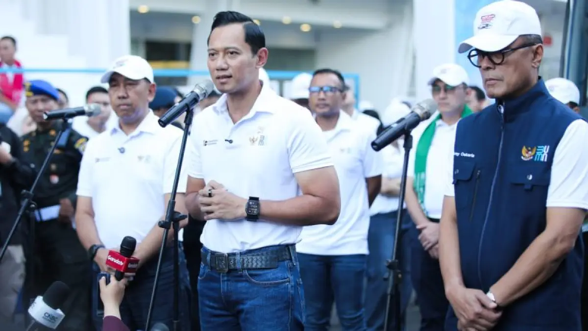 Momen AHY memberangkatkan 116 ribu peserta Mudik Gratis BUMN 2026 yang jumlahnya melampaui target awal. (Foto: Konstruksi Media)