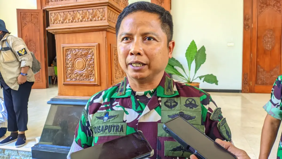 Dandim 0803/Madiun melakukan briefing konsultan untuk mempercepat pembangunan gerai KDKMP di Kabupaten Madiun. DOK RADAR MADIUN