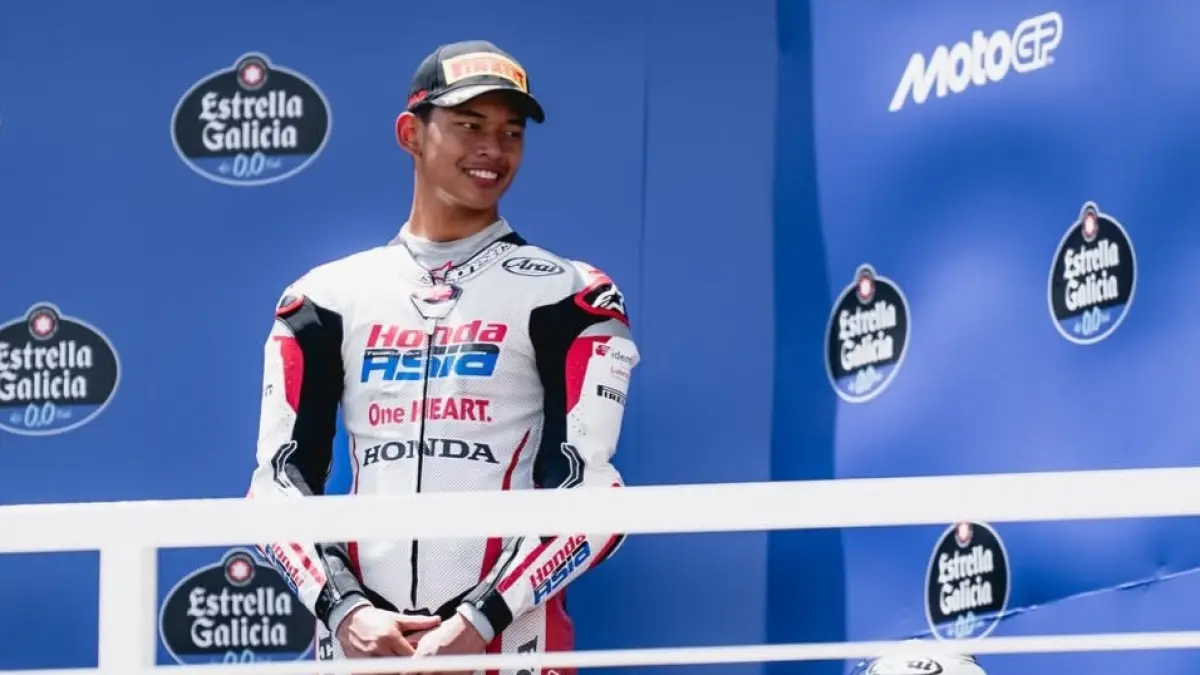 Veda Ega Pratama disorot media asing usai podium Moto3 Brasil 2026. (Honda Team Asia)