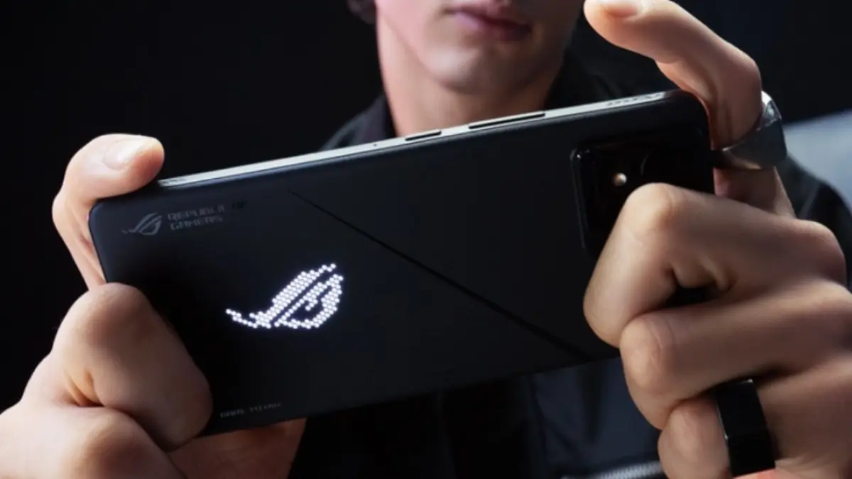 ROG Phone 8 Pro Edition tetap menjadi salah satu HP gaming paling lengkap di kelasnya. (Asus Indonesia)