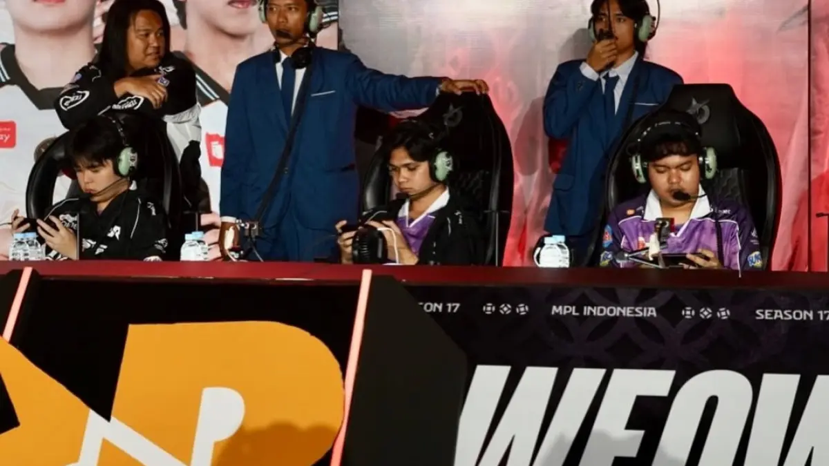 RRQ Hoshi kalah 2-0 dari tim NAVI di MPL ID S17. (Ig@rrqhoshi)