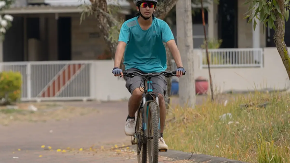 Sepeda MTB Polygon cocok untuk commuting harian, kuat dan nyaman. (Roda Link)
