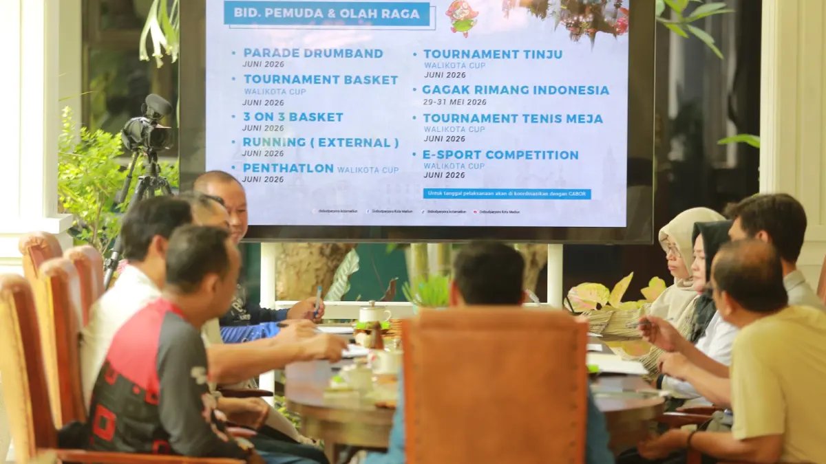 Rapat persiapan HJM ke-108 di balai kota dengan konsep fokus talenta lokal. BAGAS BIMANTARA/RADAR MADIUN