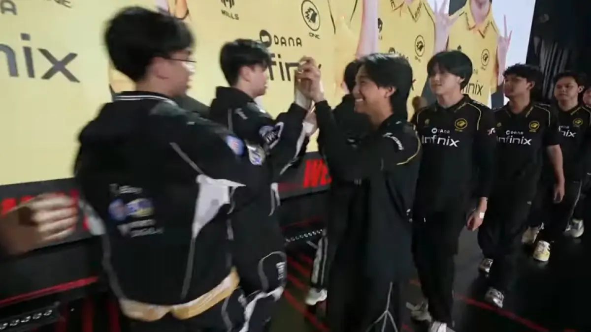 Hasil ONIC vs RRQ MPL S17 berakhir 2-0. ONIC tampil dominan di game kedua dengan skor telak 13-2. (MPL Indonesia)