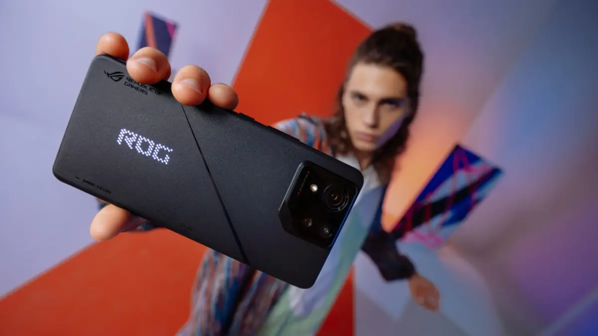 Asus ROG Phone 8 (Harian Disway)