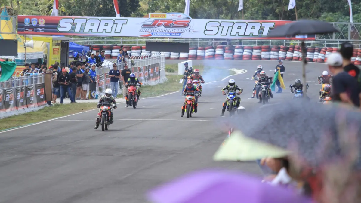 Gubernur Jawa Timur meninjau dan meresmikan Sirkuit Suryo Magetan yang disiapkan untuk mencetak pembalap kelas dunia. AJI PUTRA/RADAR MAGETAN