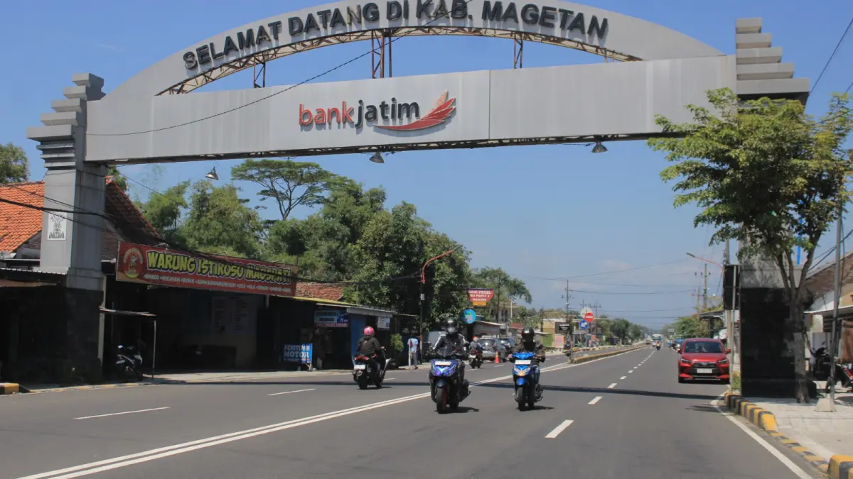 Pembangunan infrastruktur di Magetan menjadi salah satu fokus intervensi prioritas Pemprov Jawa Timur. FOTO: AJI PUTRA/RADAR MAGETAN
