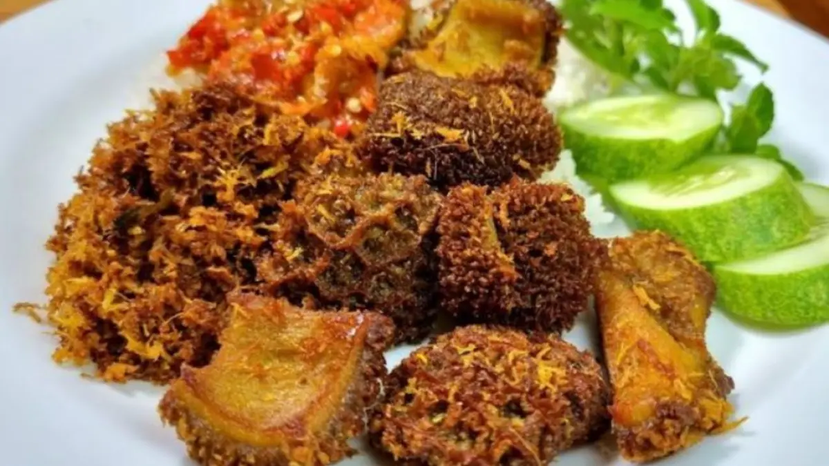 Resep babat goreng krispi yang gurih. (JAWA POS)