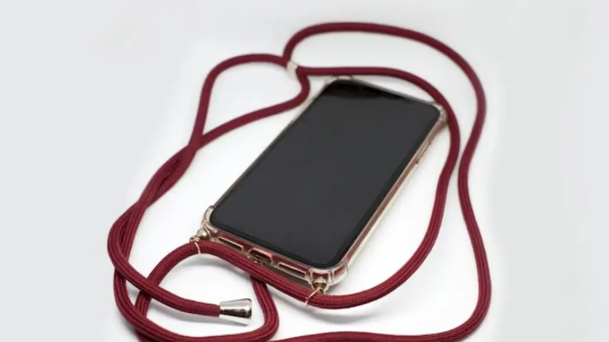 Ilustrasi phone strap. (freepik)