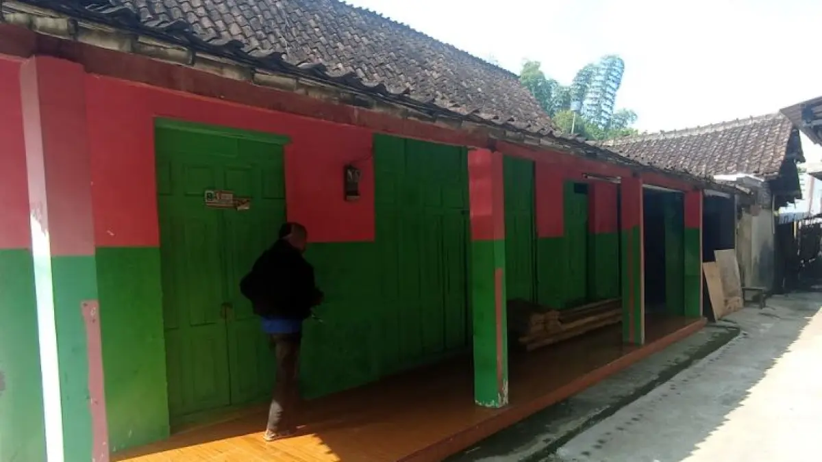 Rumah pelaku pencabulan dengan modus dukun di Sidorejo, Magetan. (AJI PUTRA/RADAR MADIUN)