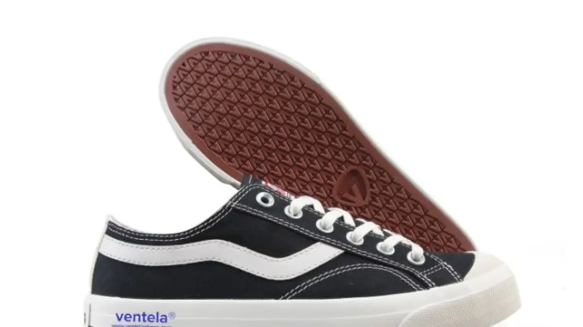 Ilustrasi sepatu Ventela laris di Shopee. (Ventela)