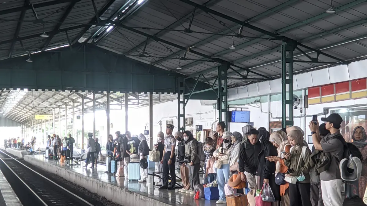 KAI Daop 7 Madiun menyiapkan kereta tambahan untuk mengantisipasi lonjakan penumpang saat libur panjang Paskah. FOTO: HUMAS KAI DAOP 7 MADIUN