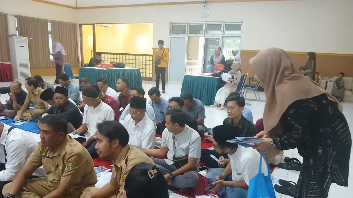 Sosialisasi Penerimaan Mahasiswa Baru (PMB) UMMAD Tahun Akademik 2026/2027 di Kantor Kecamatan Manguharjo, Kota Madiun.