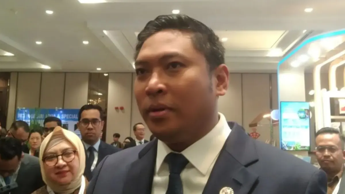 Wakil Menteri Pertanian Sudaryono memastikan kebutuhan pupuk nasional, khususnya urea, dalam kondisi aman dan siap memenuhi permintaan ekspor. (Antara)