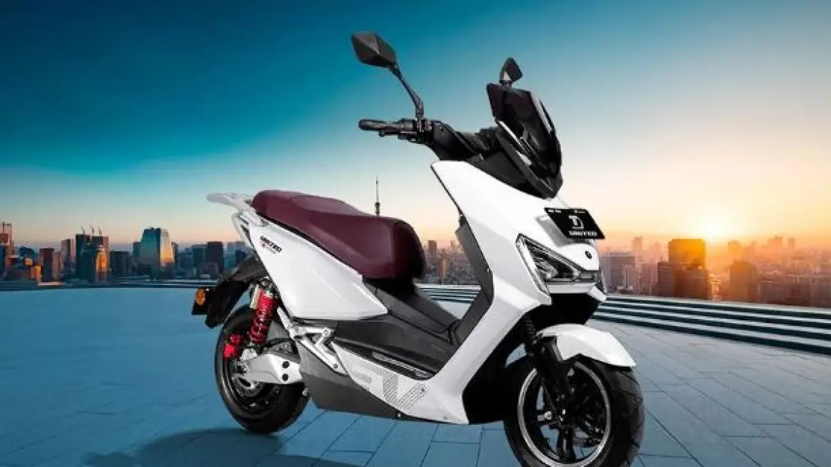 Motor listrik kini tidak hanya untuk gaya, tetapi juga andal digunakan untuk kerja harian hingga touring.