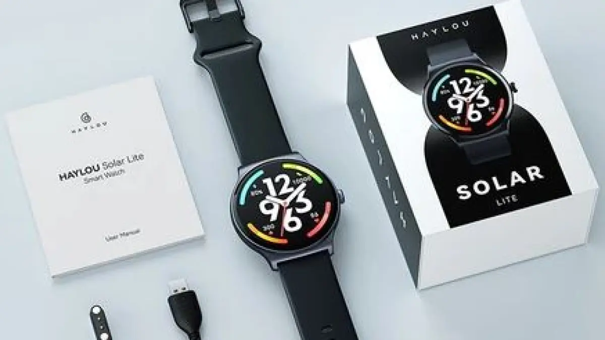 Smartwatch outdoor Haylou Solar Lite cocok untuk mendukung aktivitas petualangan hingga penggunaan harian.