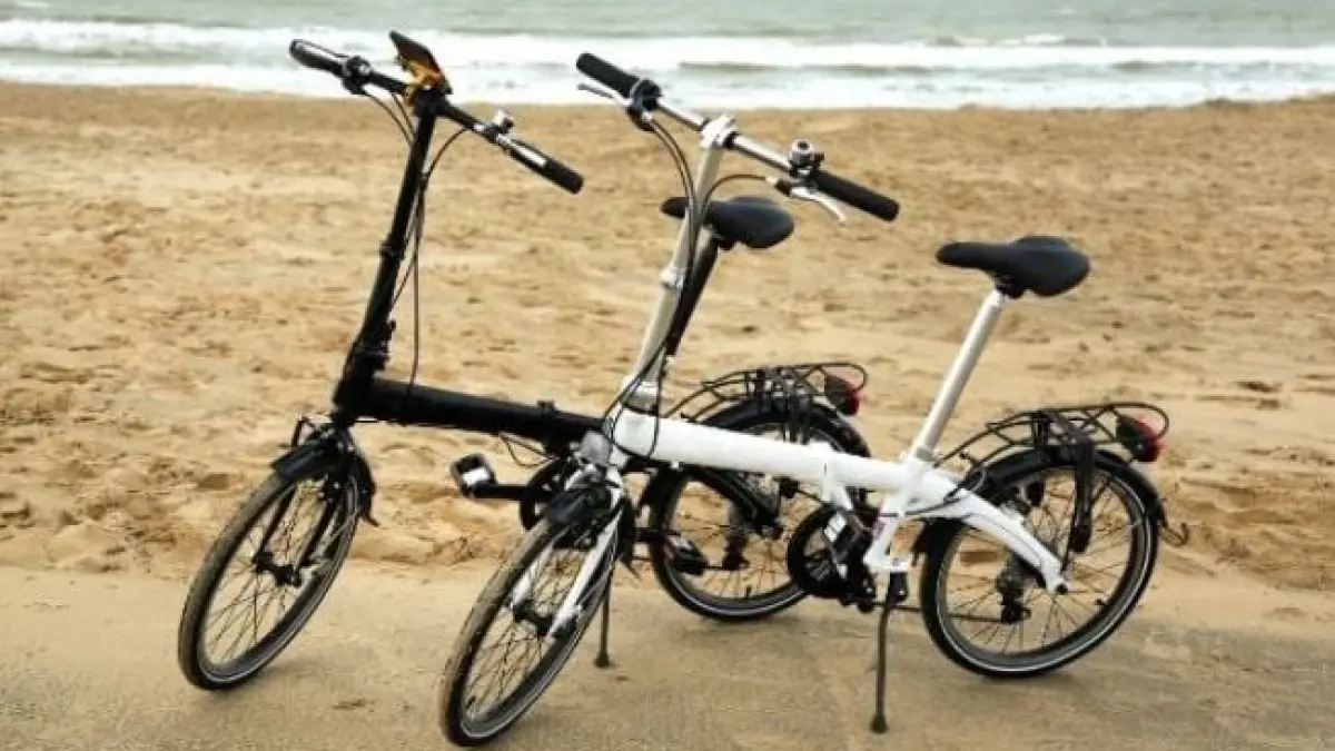 Sepeda lipat cocok untuk aktivitas harian seperti berangkat kerja, kuliah, hingga gowes santai.