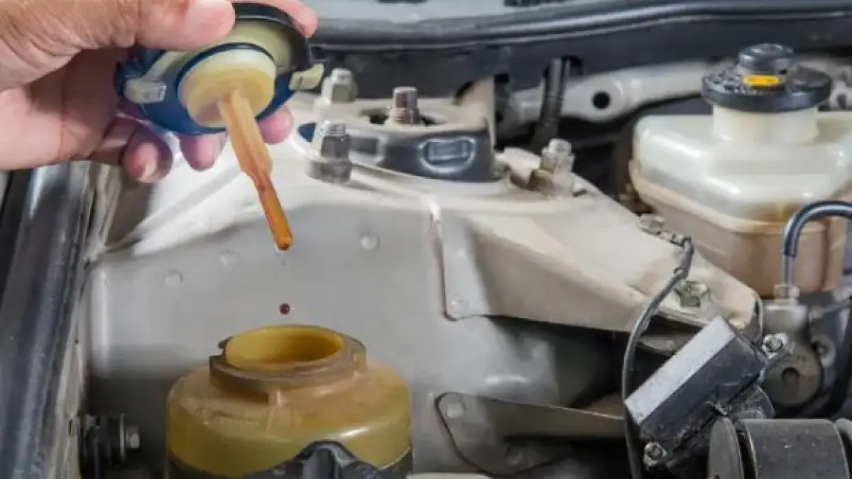 Tanda Minyak Power Steering Mobil Mulai Habis. (ISTIMEWA)