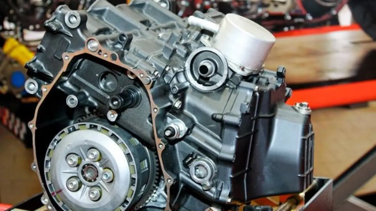 Komponen wajib saat Bore Up Mesin Injeksi. (ISTIMEWA)