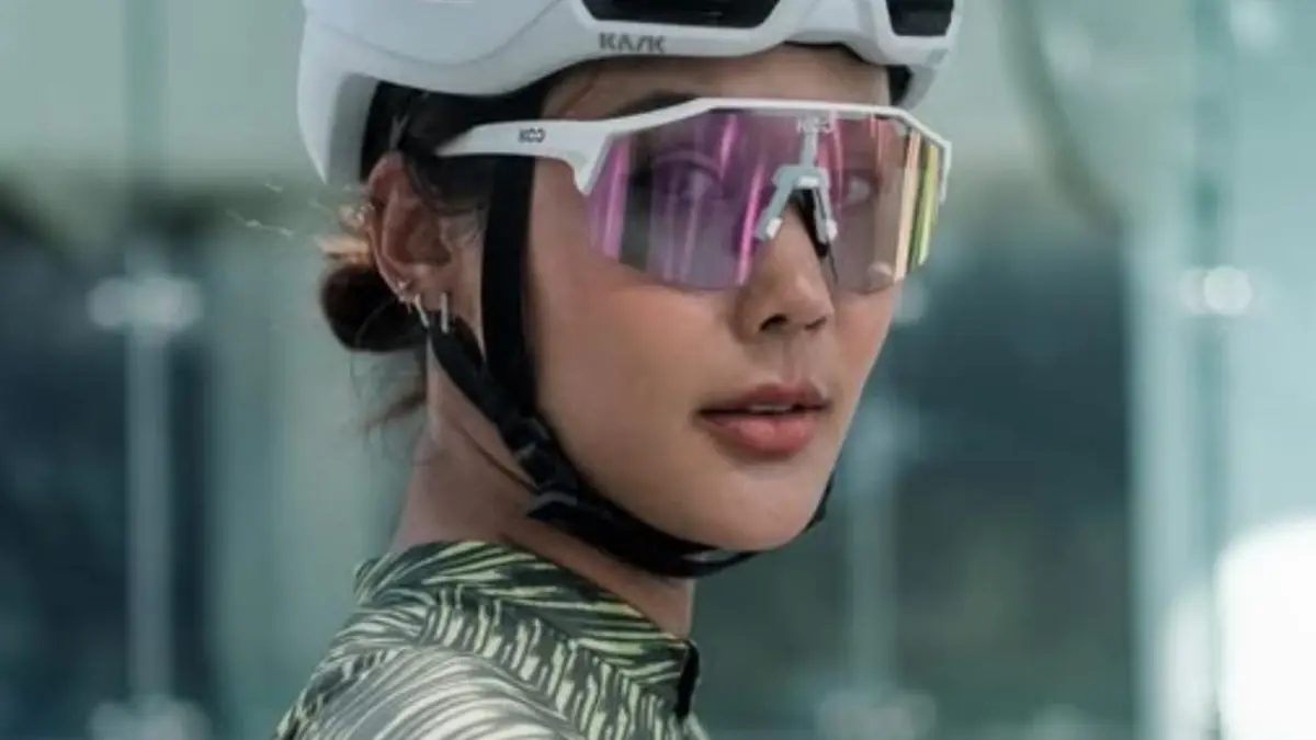Ilustrasi kacamata olahraga. (KOO EYEWEAR)